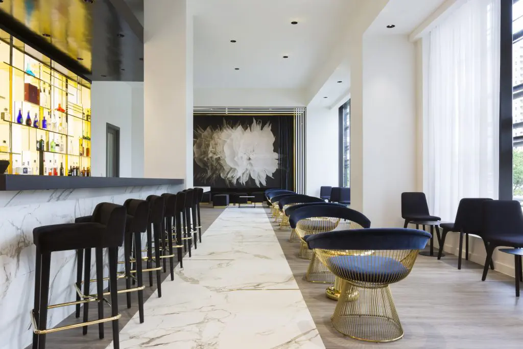 51Fifteen Restaurant at Saks Fifth Avenue in the Galleria 