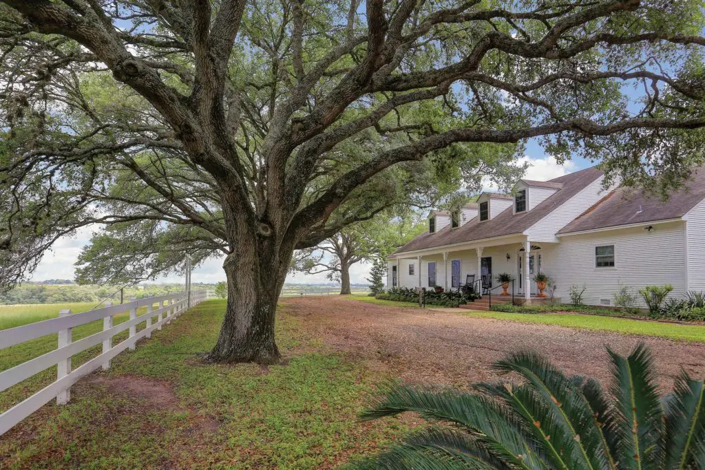 The Hill Country’s Best Houses for Sale: Own Your Own Dream Farm Retreat