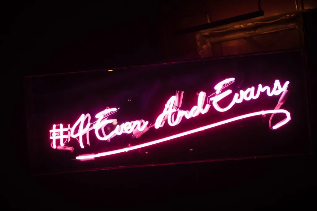 #4EverAndEver neon sign 