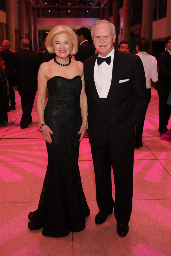 HMNS Gala