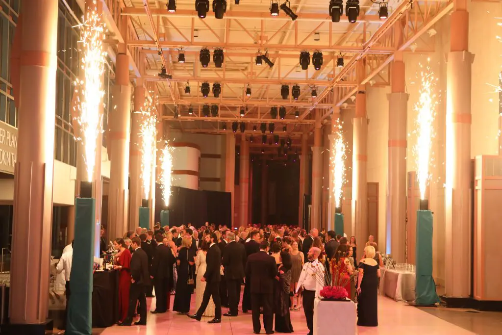 HMNS Gala