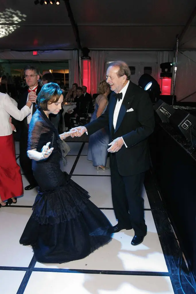 Cornelia and Meredith Long cut a rug at the Alley Theatre Ball, 2007.