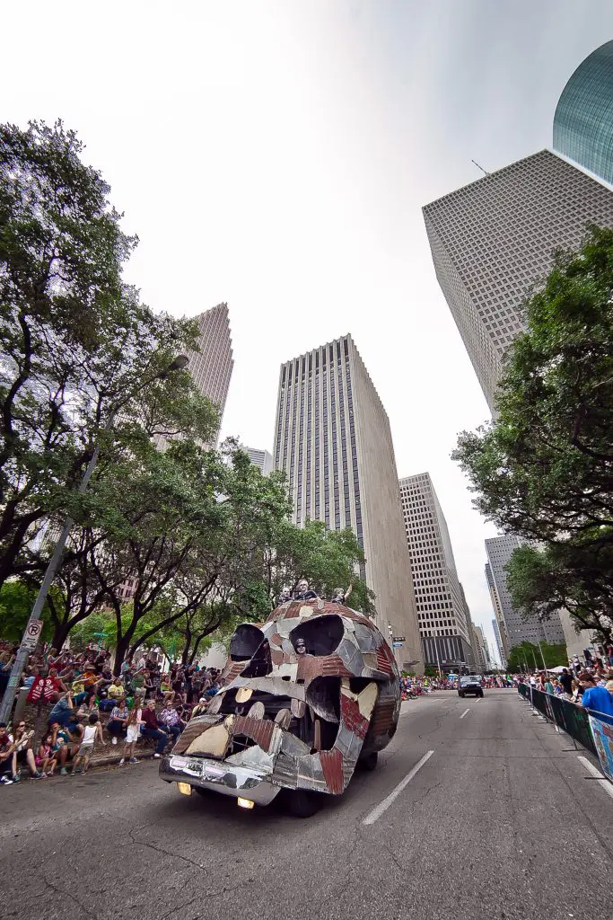The members of the 
Texas Wheelbarrow Association's "Metacarskull" (2016)