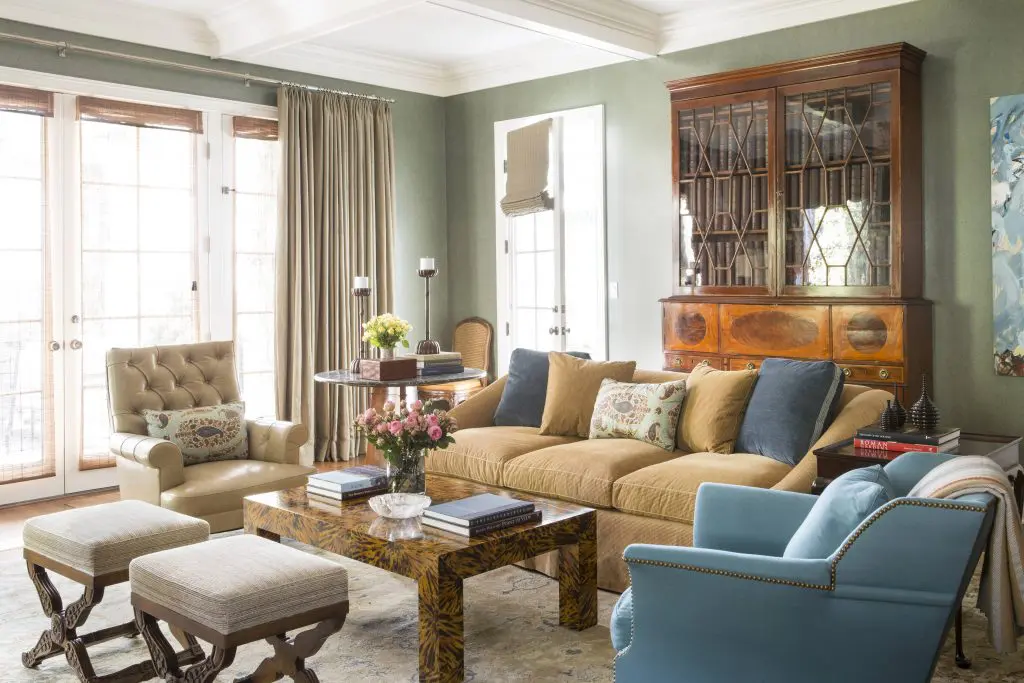 A room designed by Michael S. Smith from his book The Curated House (Rizzoli). Richard Powers, courtesy of Architectural Digest, © Condé Nast Publications Inc.