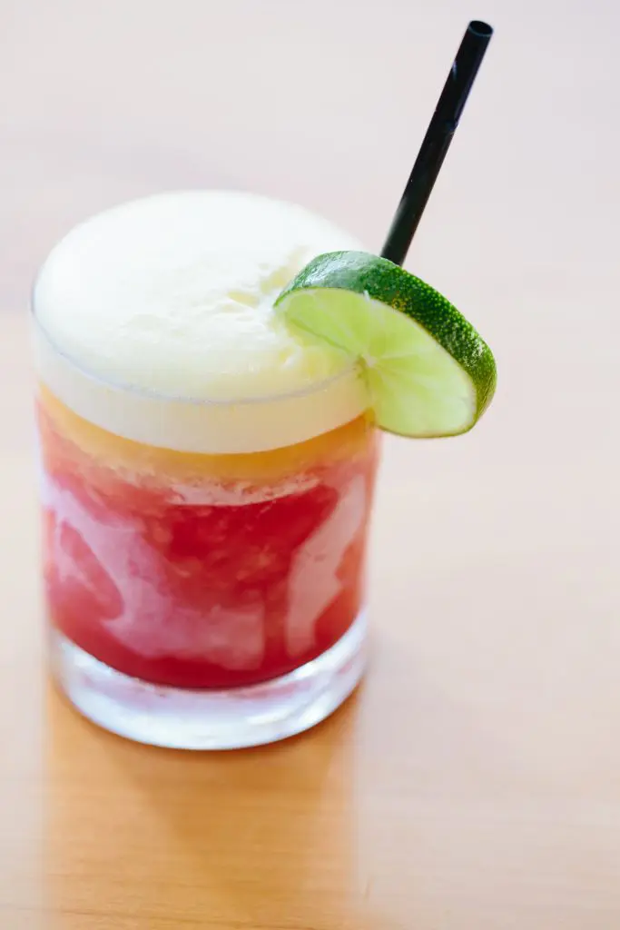 Kick back with SumoMaya's Sumorita. 