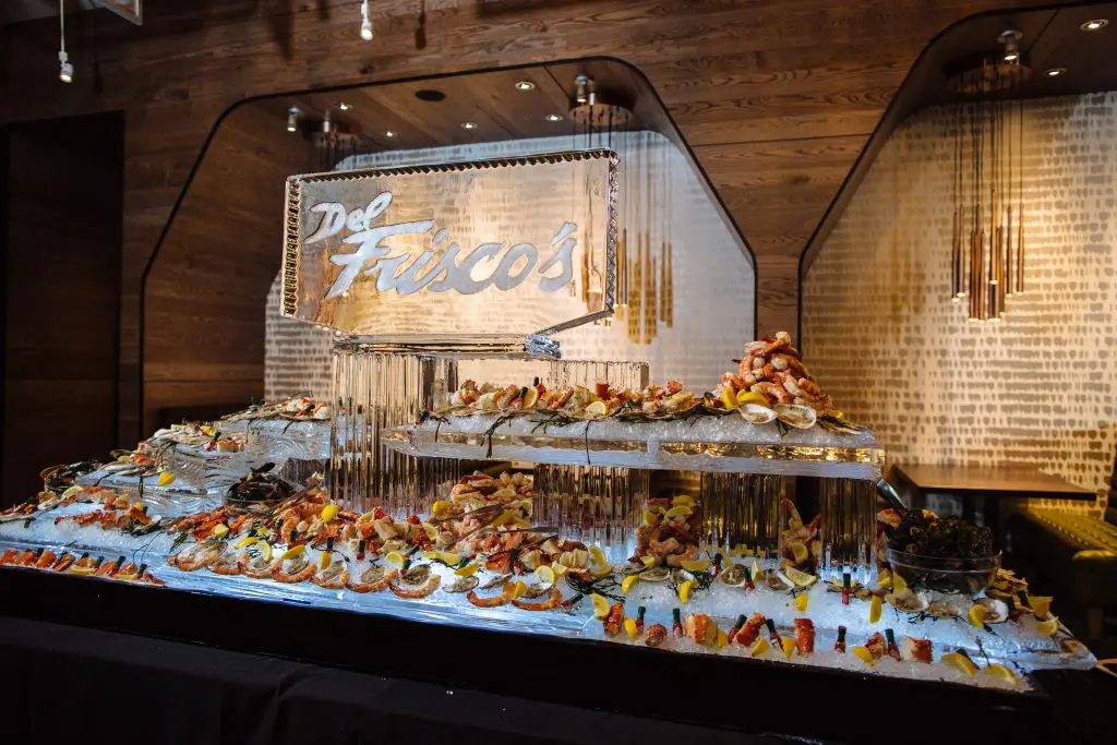 Seafood luge
