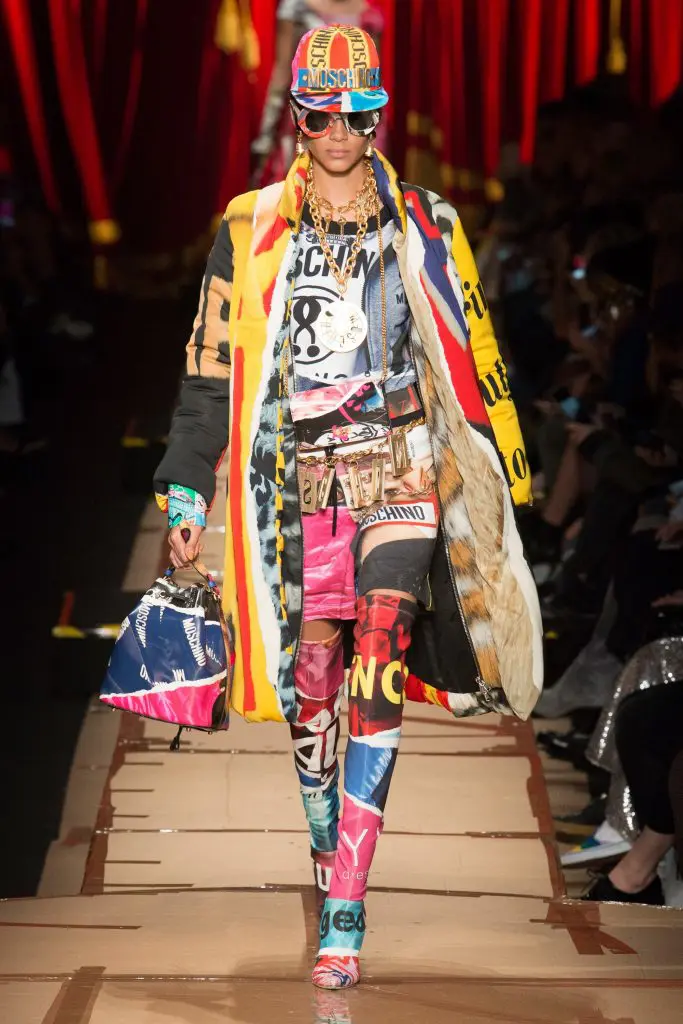 Moschino Fall 2017 Ready-to-Wear