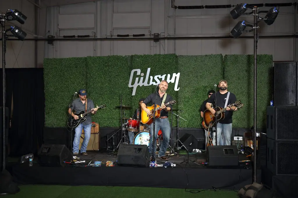 Mike Ethan Messico and band