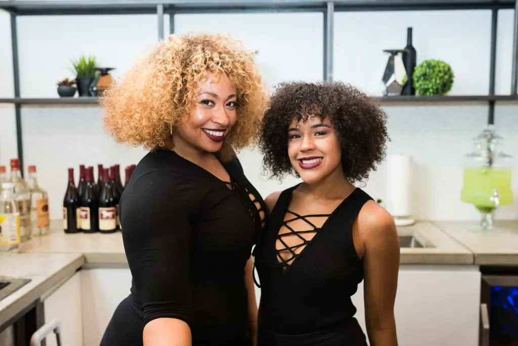 Tanisha Robinson, Jasmine Johnson 