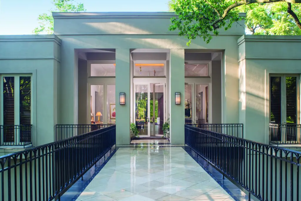 2930 Lazy Lane