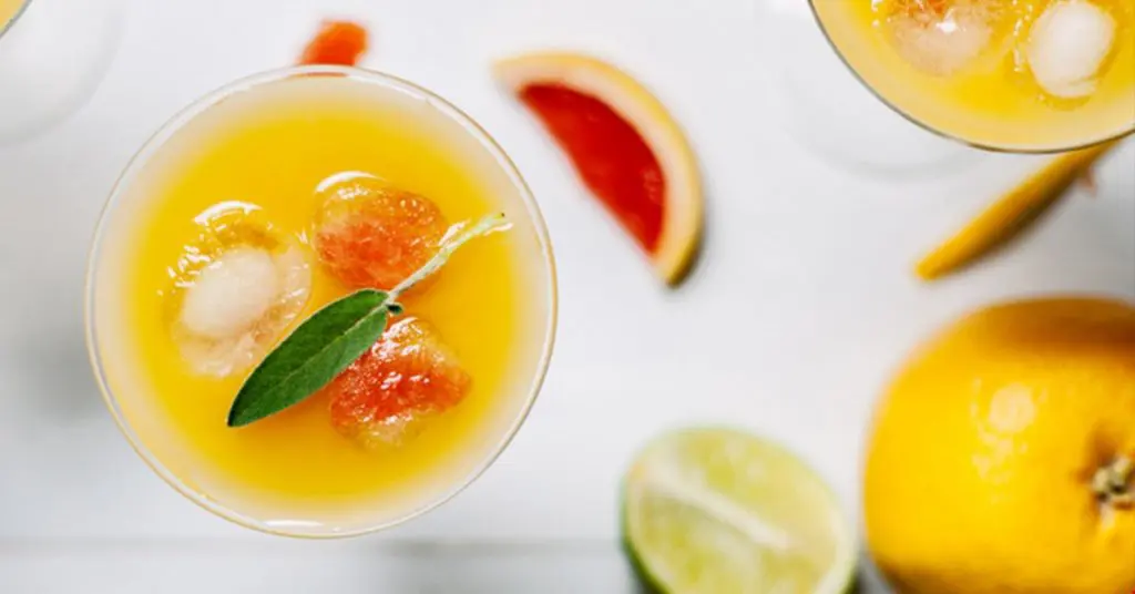 Grab a drink at Hungry's. 
