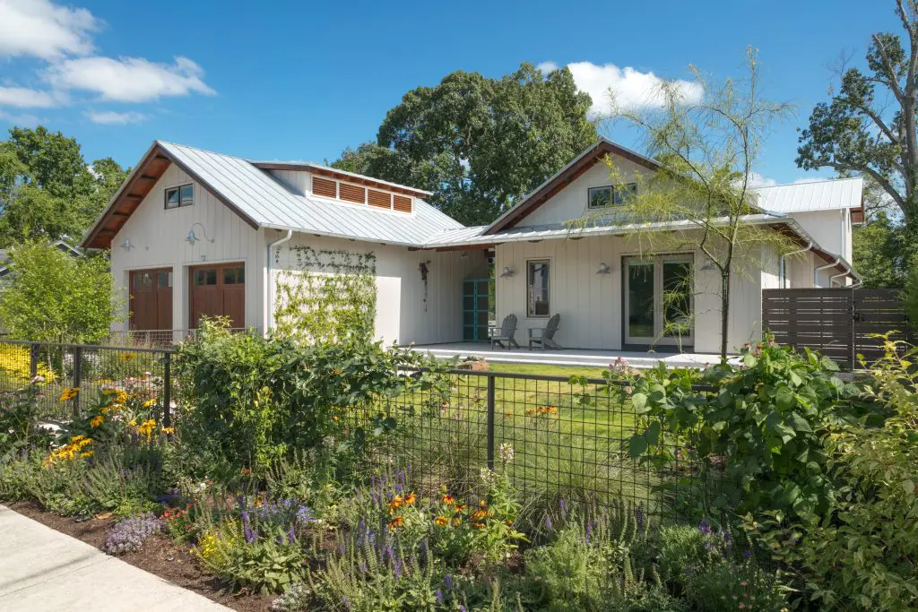 702 East 13th Street, designed by McIntyre Robinowitz Architects, will be featured on the AIA Home Tour