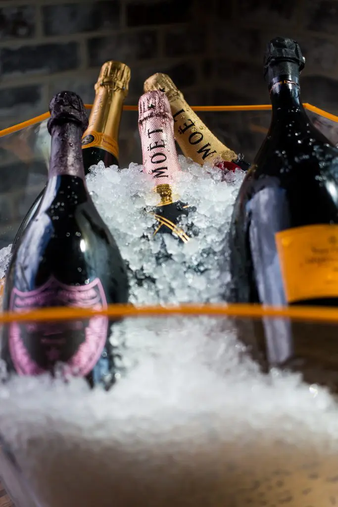 Even with hamburgers, it's all about the bubbles at a'Bouzy.