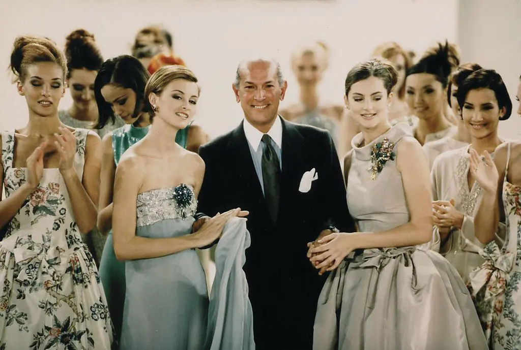 Oscar de la Renta at the finale of
his Spring 1996 fashion show (Photo courtesy Oscar de la Renta, LLC)