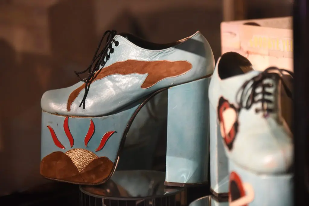 '70s platform shoes