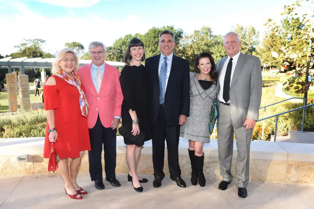 Marina & Roger Gault, Michelle Miller Burns & Gary Burns, Sherwood Wagner, Bill Aicklen
