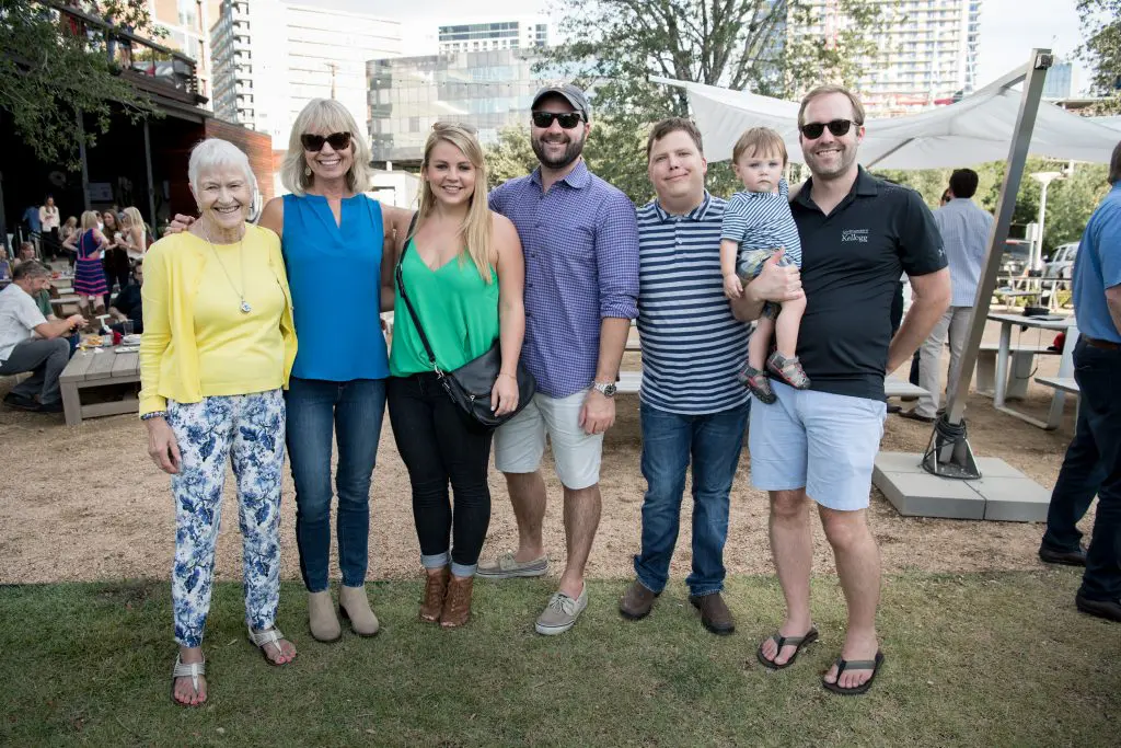 Jane Barker, Susan Munguia, Leigh Henry, Justin Bustamante, Christian Munguia, Tyler Day