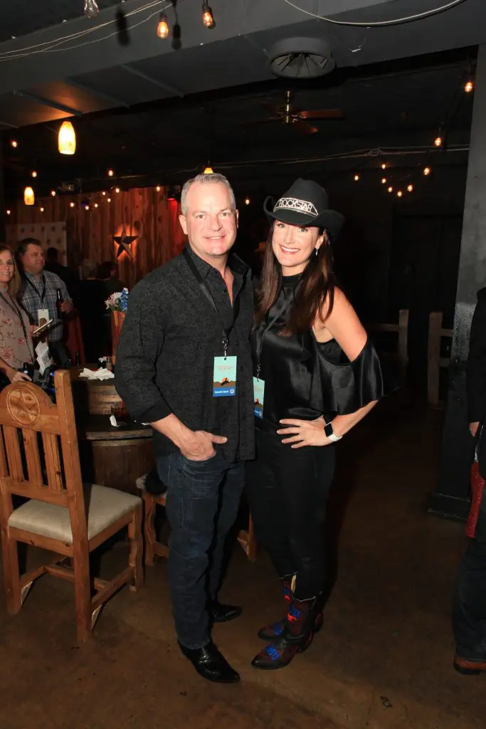 Michael Holmes, Stefani Watters