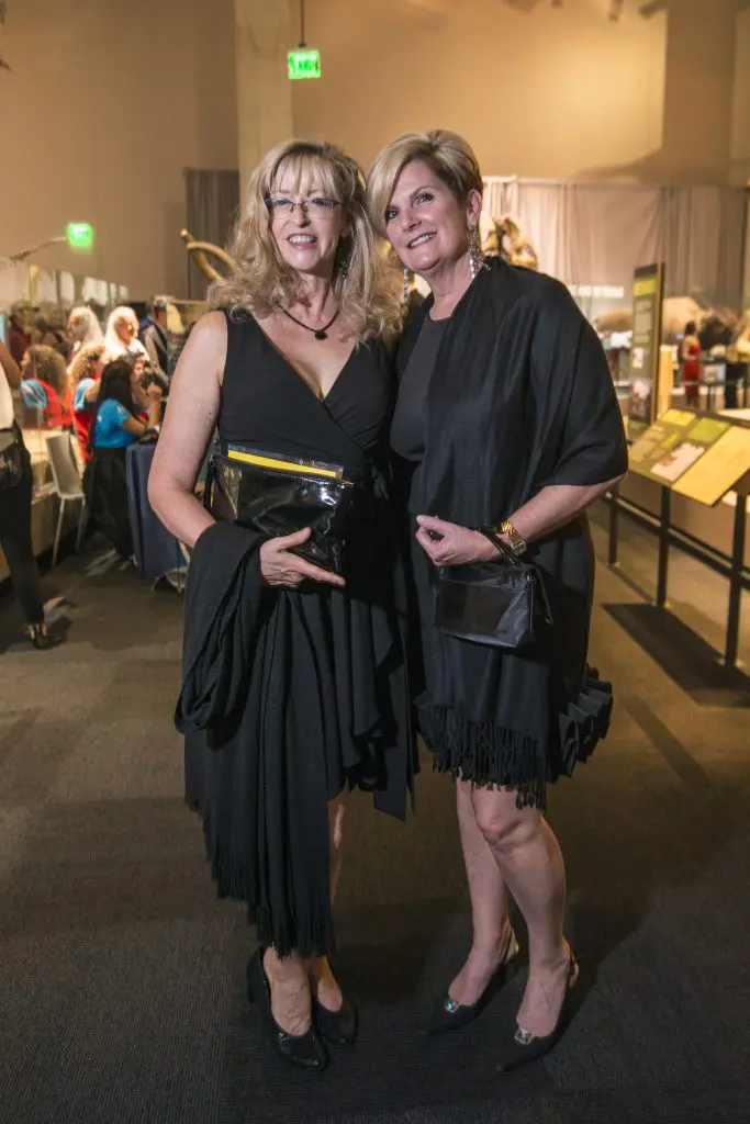 Kristi Leonard, Paulette Mulry