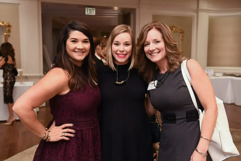 Girls Night Out in River Oaks Turns Everyday Women Into Models: Dressing for Success Opens Doors
