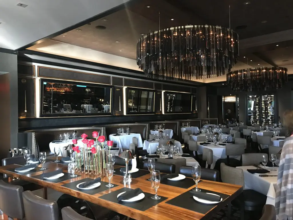 Mastro's is built for special occasion dining. Even if that's just a Thursday for some of its power player regulars. (Photo by Chris Baldwin.)