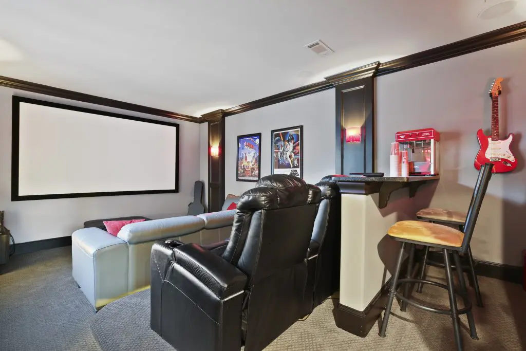 5122 Horseshoe Trail is full of rooms that can be personalized to any homeowner's taste.