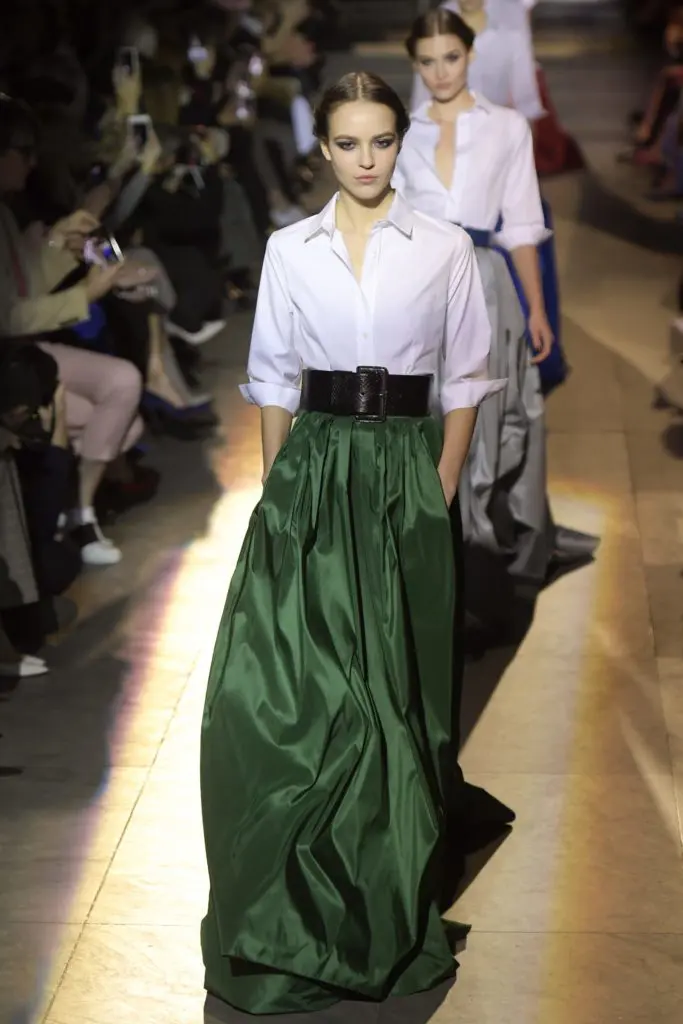 Fashion Icon Says Goodbye Amid Departure Intrigue: Inside the Fashion Week Drama, Chills and Tears of Carolina Herrera