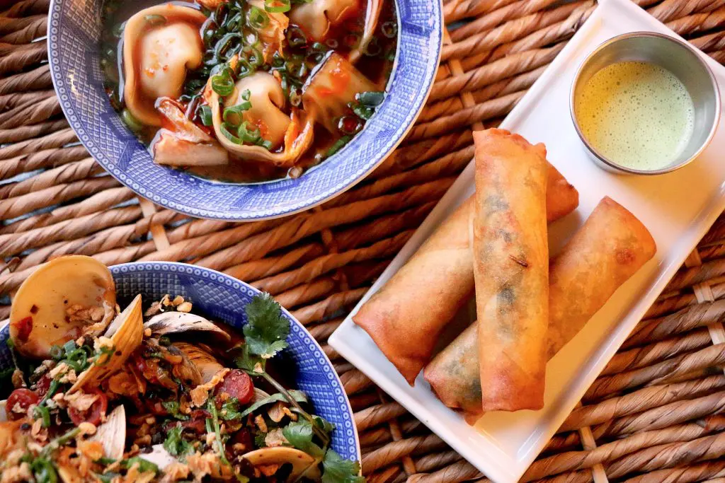 Won Tong soup, egg rolls, and mussels