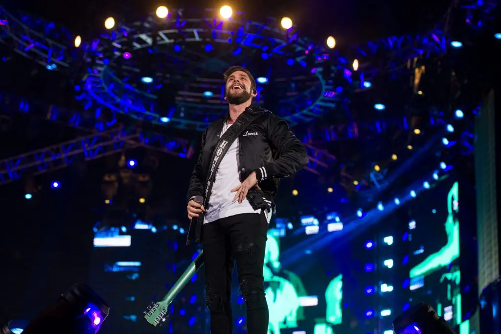 Thomas Rhett took full advantage of the Houston Rodeo's new star stage.