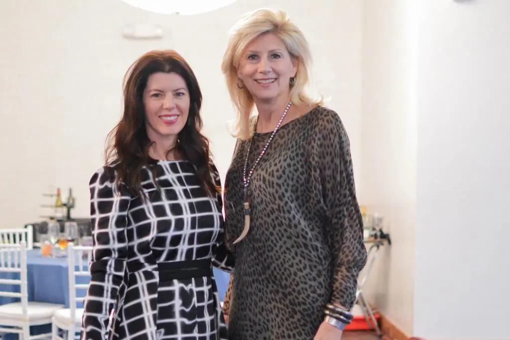 Brooke Hortenstine, Lea Anne Laughlin