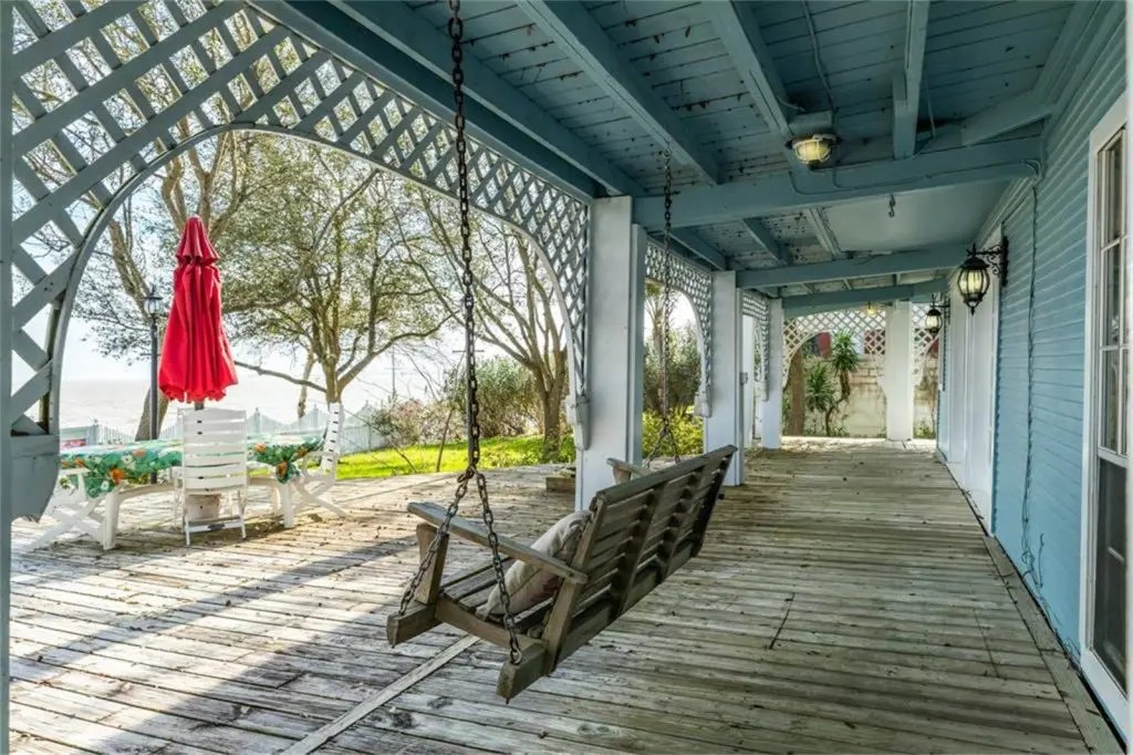 The expansive deck is ideal for entertaining. 