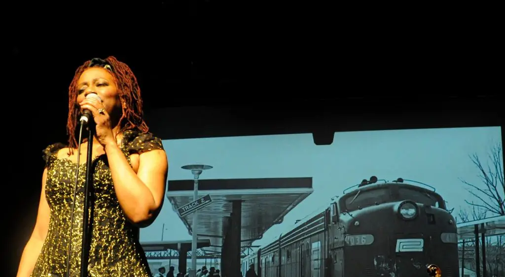 Jacqui Sutton croons at her "Un-Cross Talk: Jazz and Bluegrass Slip 'n Slide" at MATCH. (Photo Richard Tomcala)