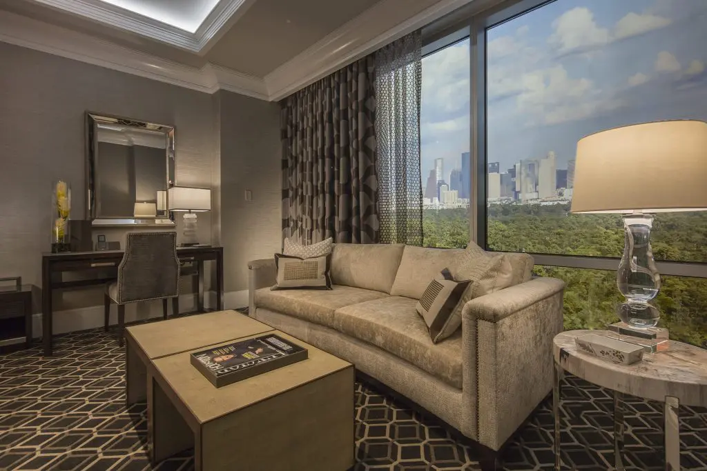 The Post Oak's living rooms come with a view.