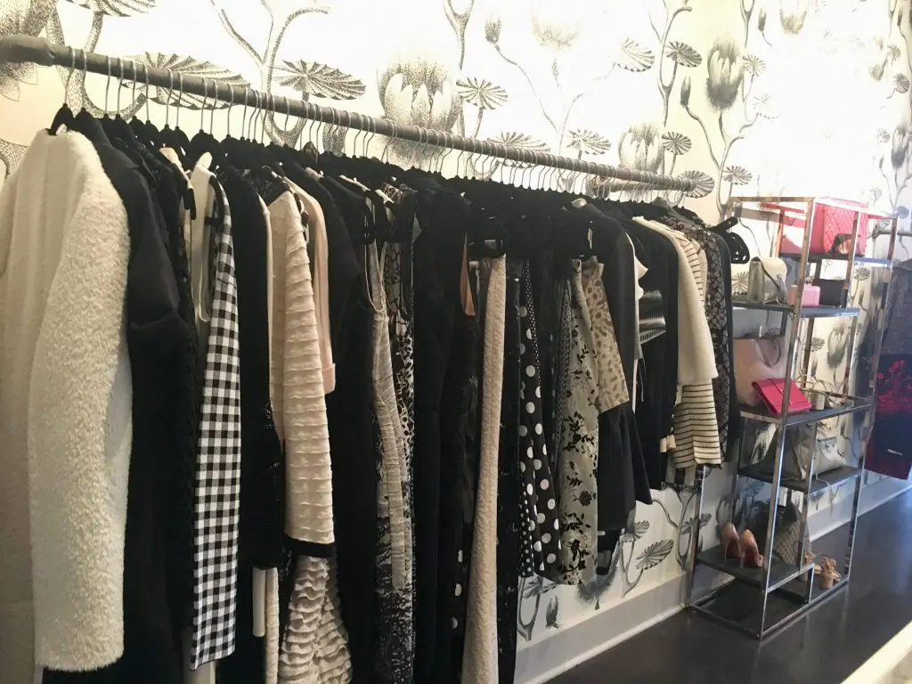 Luxury Garage Sale was started organically by two childhood best friends, Brielle Buchberg and Lindsay Segal. 
