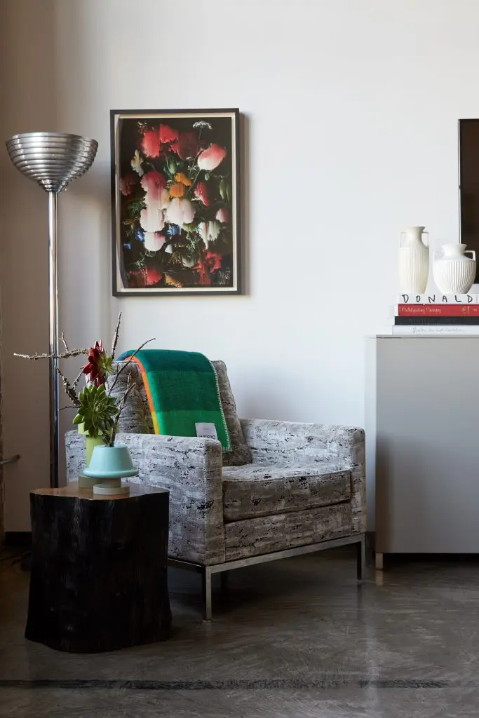 Knoll Club Chair from Regeneration, New York. Ettore Sottsass vases for Marutomi. Aluminum torchière, circa 1930s. Gordon Cheung’s "Jan Davidsz. De Heem II (Small New Order)", 2015, from Alan Cristea Gallery, London.