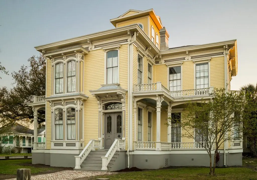 The 1894 Smith-Hartley House was previously featured as a Preservation in Progress house. 