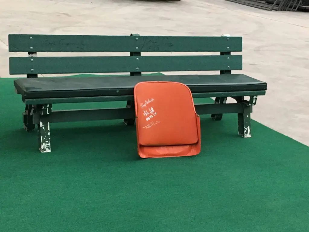 Fans could pick out their favorite signatures from this seat. 
