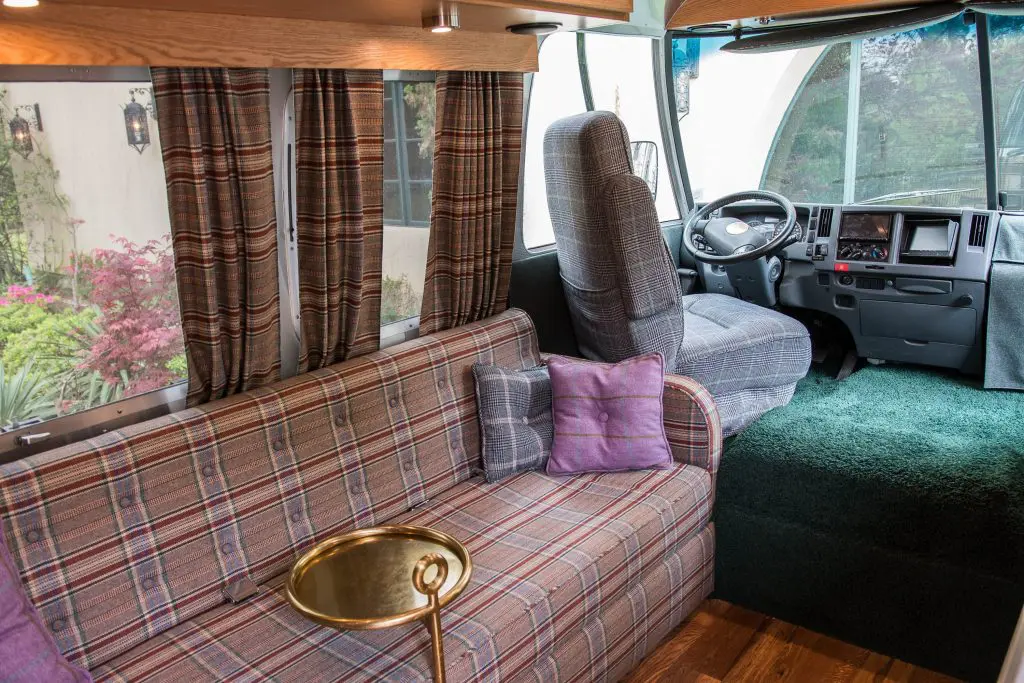 Huntsman Mobile Tailoring Studio