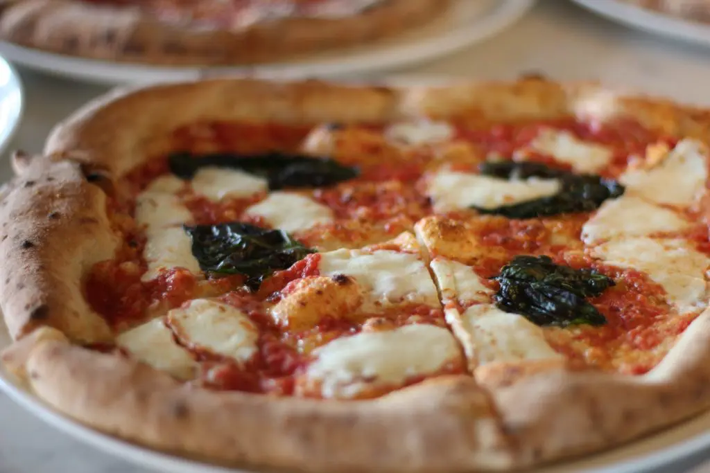 New Neapolitan Pizza Restaurant is Giving Out Free Pies in Dallas: Fast-Fine Dining Los Angeles Import Believes in Keeping Prices in Check