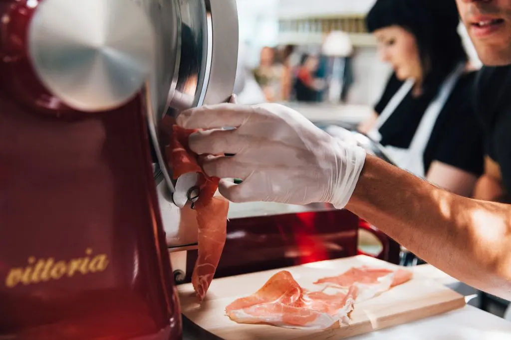 The national chain is opening its first location in Dallas.