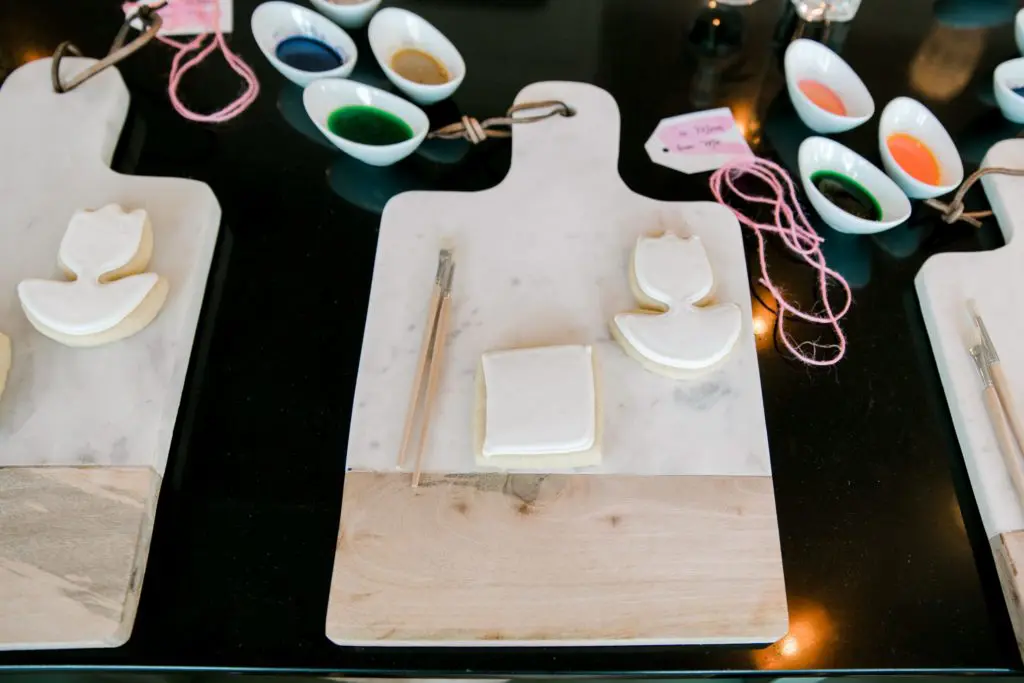 Cookie decorating prep