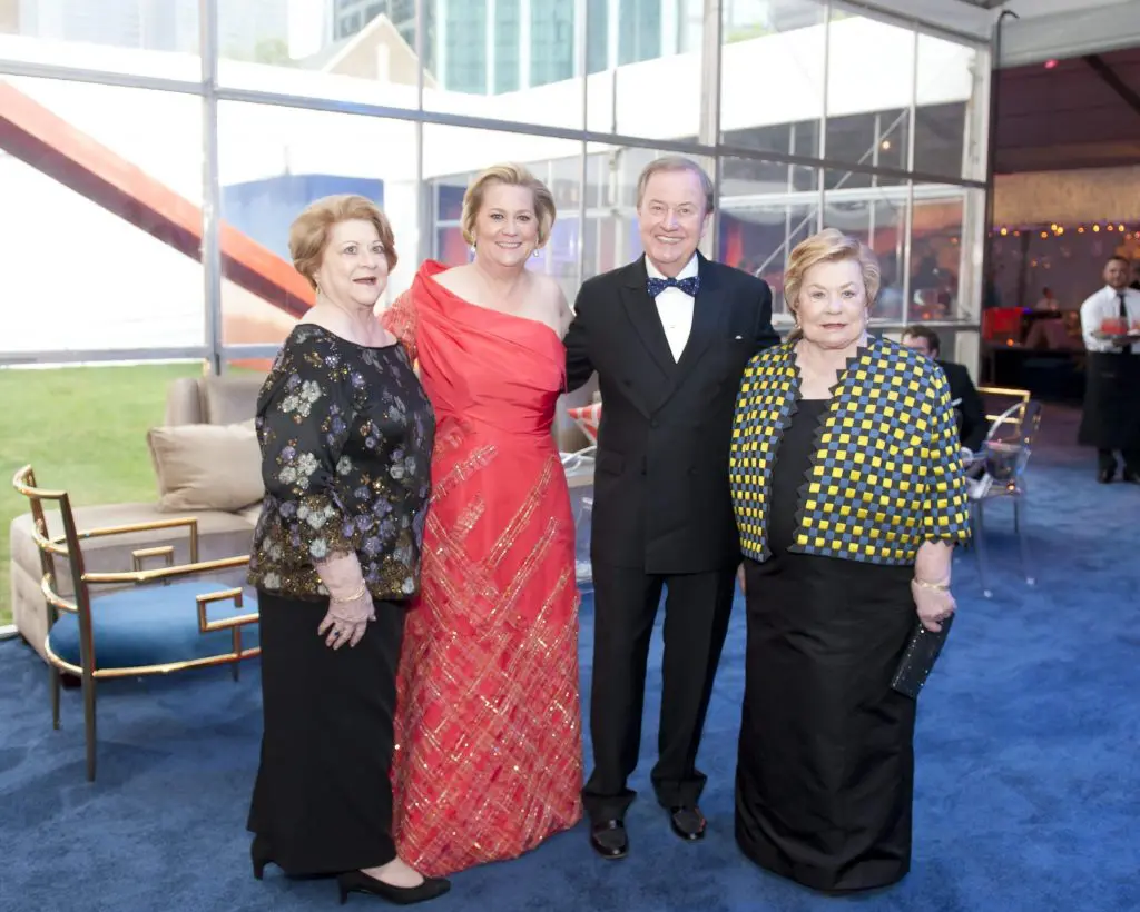 Sara Crismon, 2018 Art Ball Chair Rebecca Enloe Fletcher, Ted Enloe and Bess Enloe