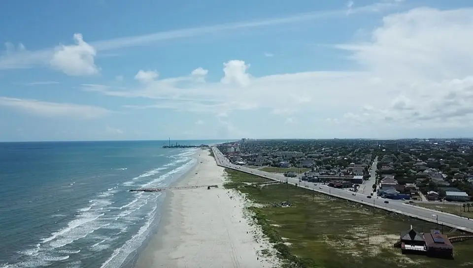 The Real Truth Behind Galveston’s Blue Water — and How Long It’s Going to Last: Social Media Sensation Defies the Beach Skeptics