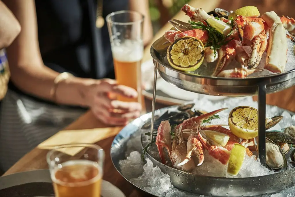 Mina's Fish House is Oahu's newest seafood mecca. 