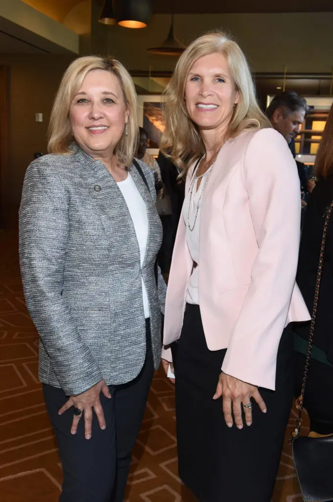 Gail Griswold, Mirjam Kirk