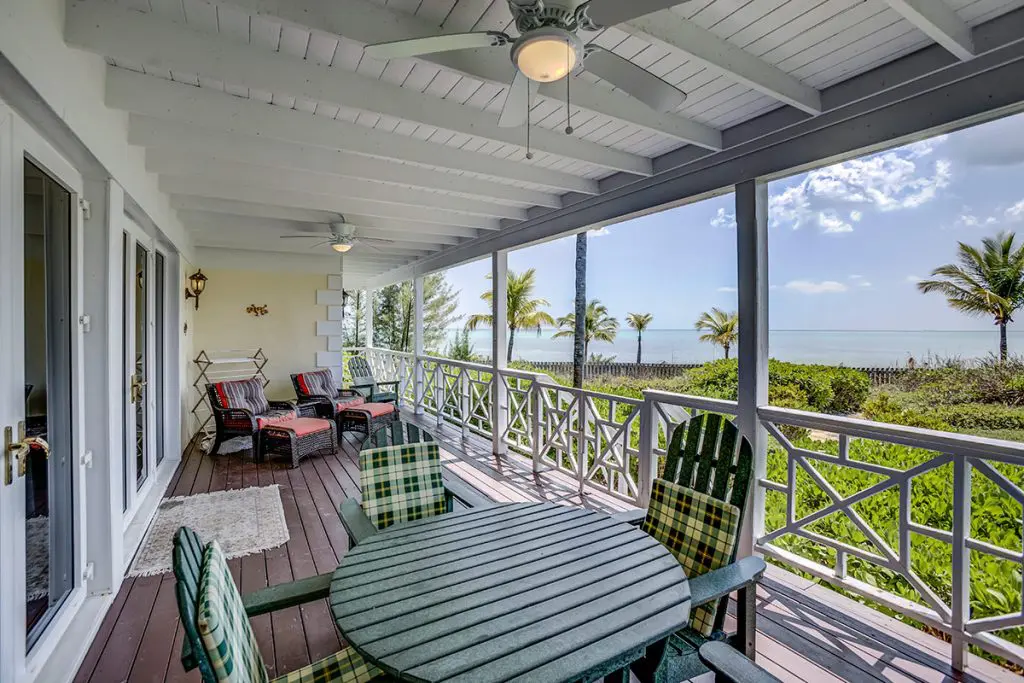 Paradise Villa lives up to its name with stunning views of the Bahamas. 