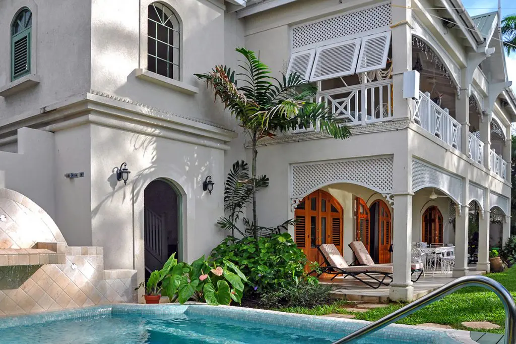 La Paloma offers the best of Barbados and a beach house, with a pool table and foosball. 