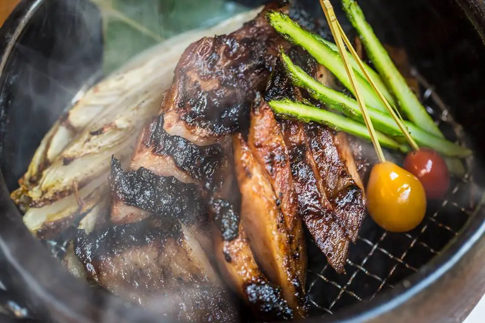The hot menu is bursting with flavorful meats. 