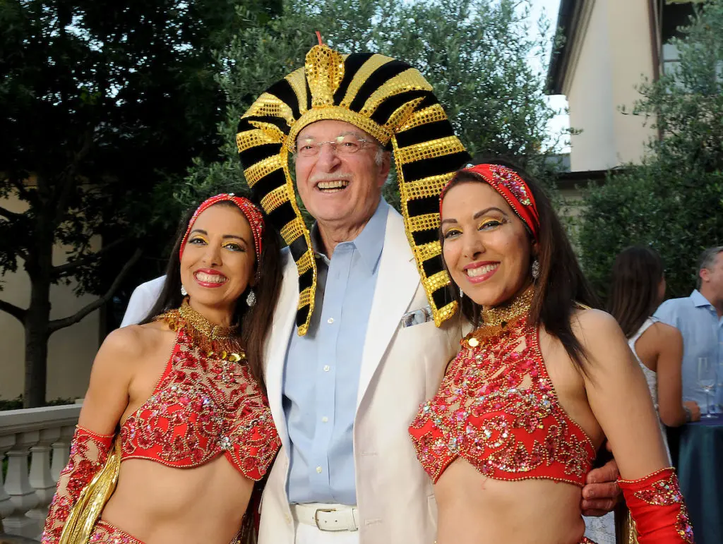 King Tut, Belly Dancer Twins and Poolside Sheikh Make This Prominent Houston Architect’s Birthday an Egyptian Fantasyland: River Oaks Mansion Party Proves 80 is The New 60