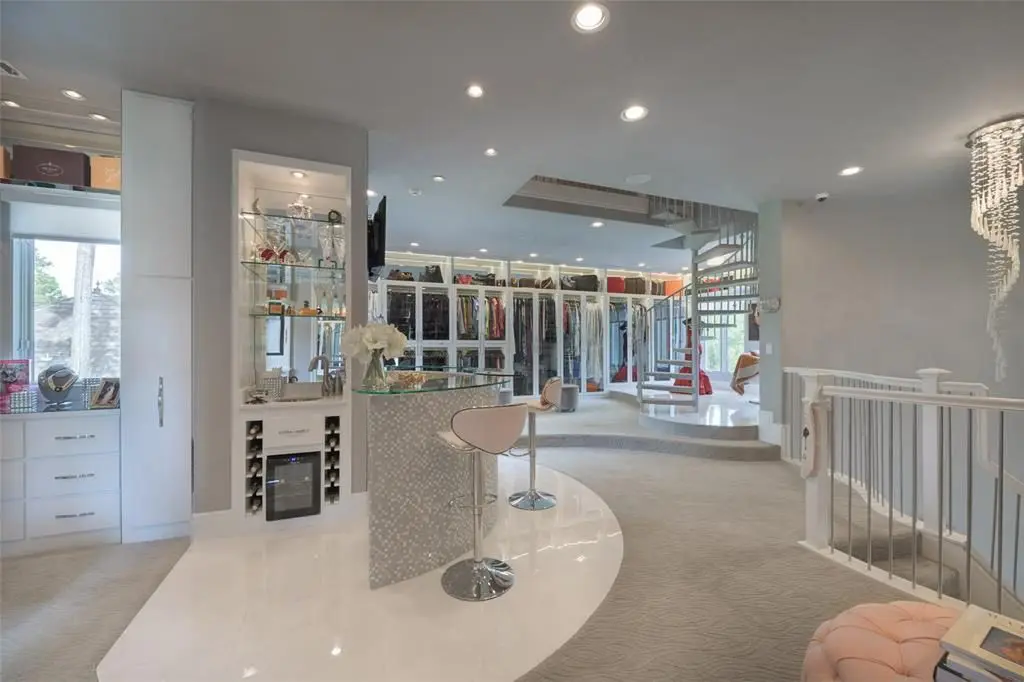 The ultimate closet, belonging to Theresa Roemer, more resembles a chic fashion boutique than residential closet. 